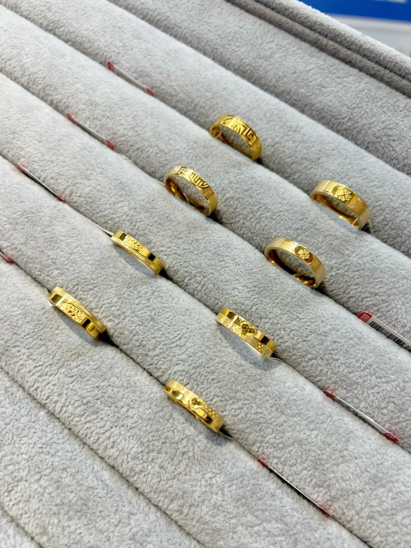 黄金戒指时尚足金