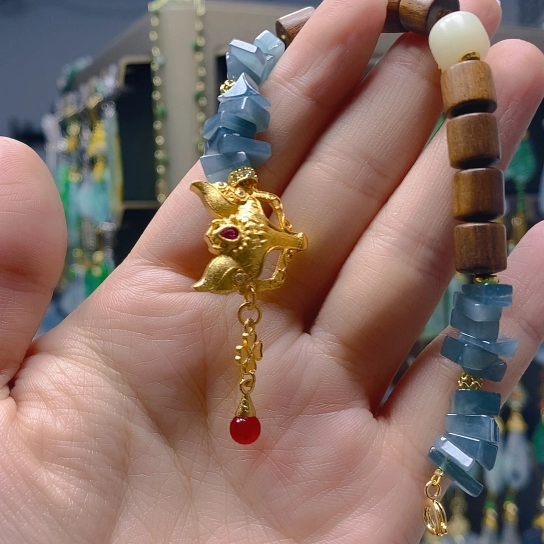 未镶嵌翡翠耳饰翡翠