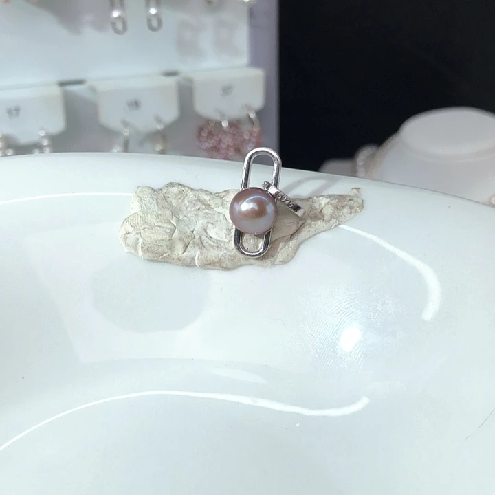 S***i银S925镶嵌吊坠淡水珍珠