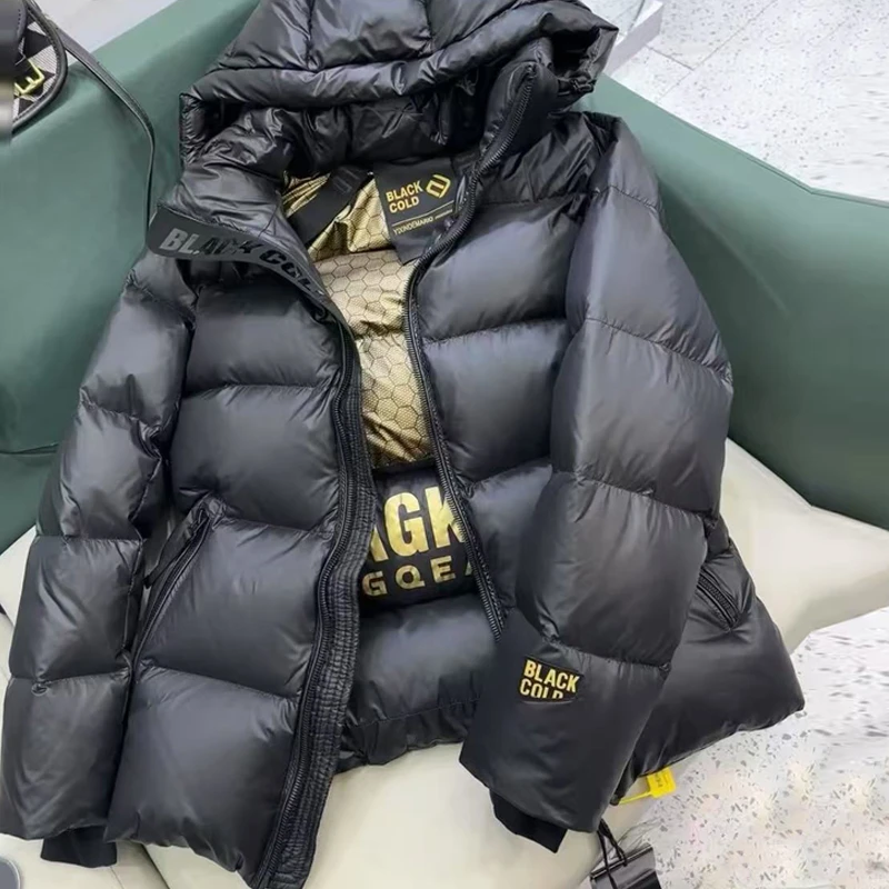 黑金羽绒服女短款冬季潮流小个子黑色防寒面包服加厚保暖冬装外套