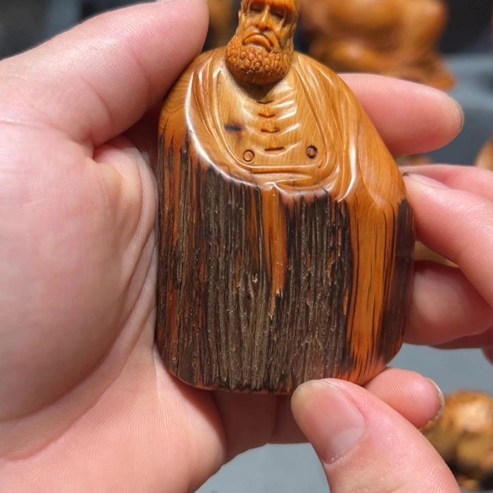 柏木（崖柏）点点关注