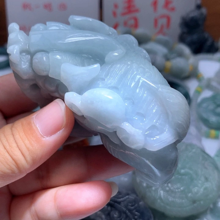 翡翠未镶嵌颈饰保真天然A货翡翠