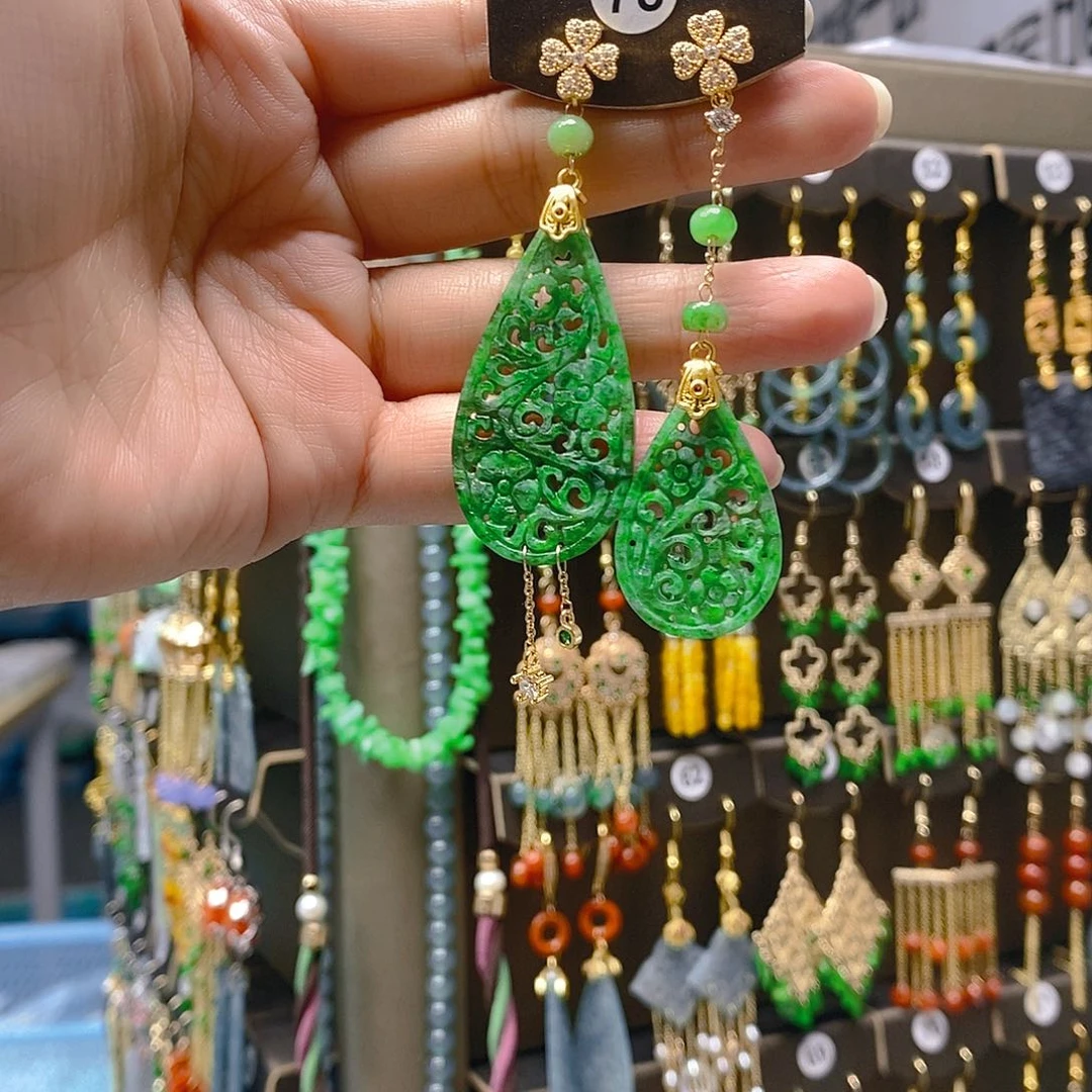 未镶嵌翡翠耳饰翡翠