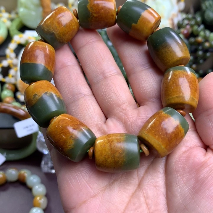 三***毛未镶嵌手串透闪石质玉
