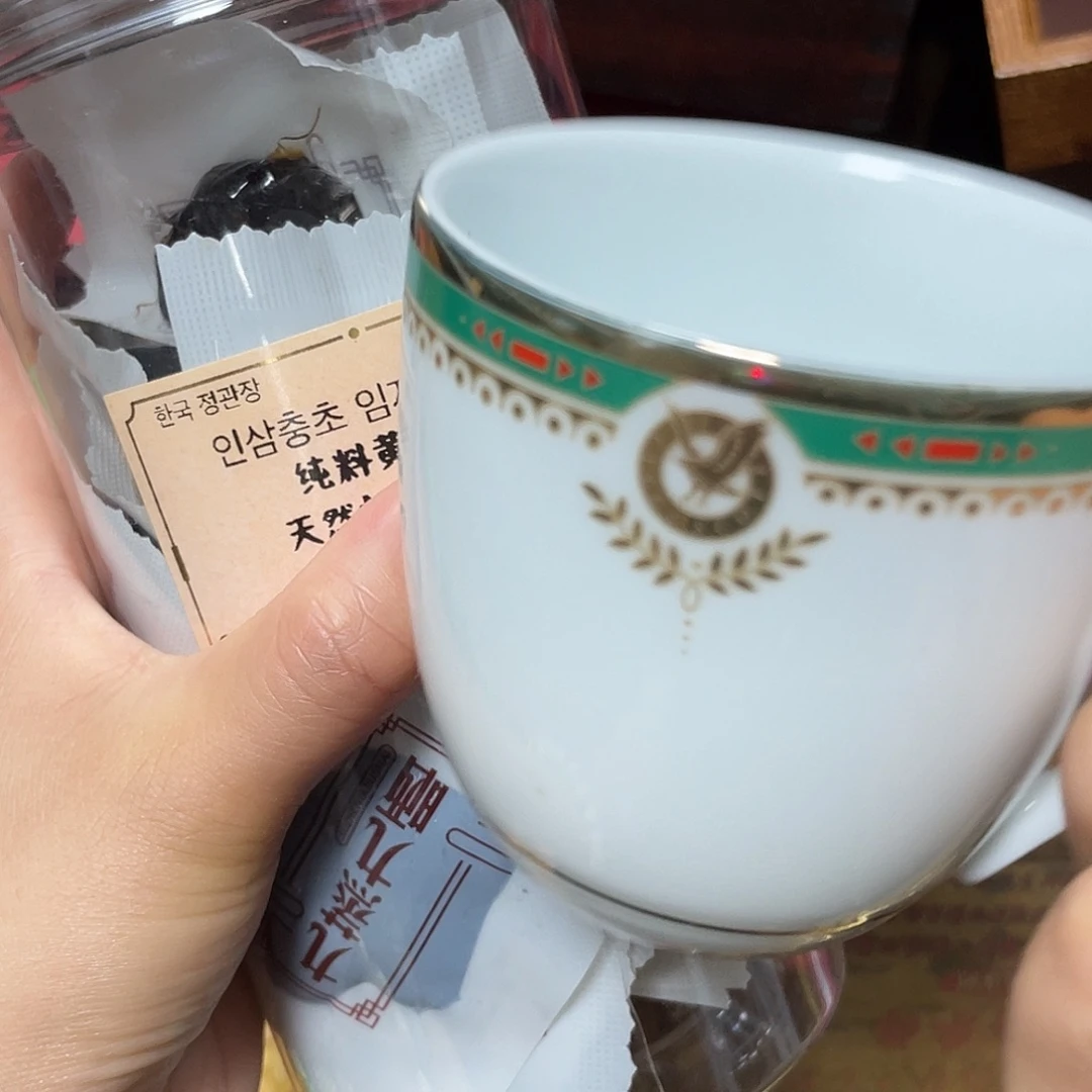 紫砂小。。。。。。。。。。。。