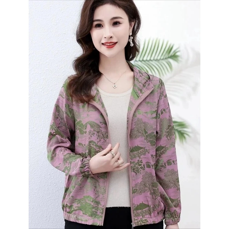 休闲时尚百搭妈妈装春秋款连帽衫上衣女外套