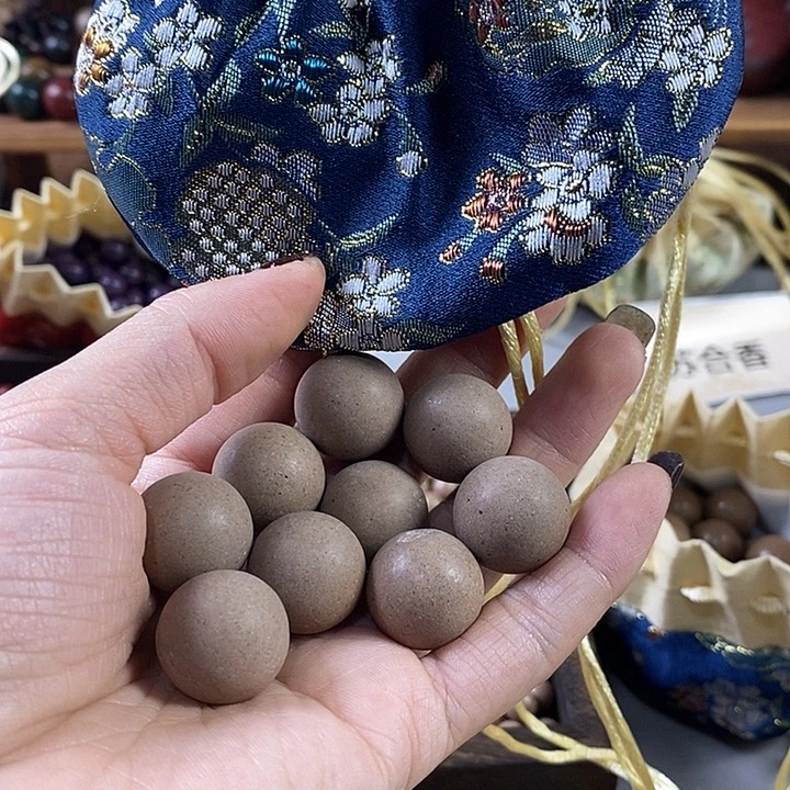 泥塑瑕疵白龙涎1.8无打孔