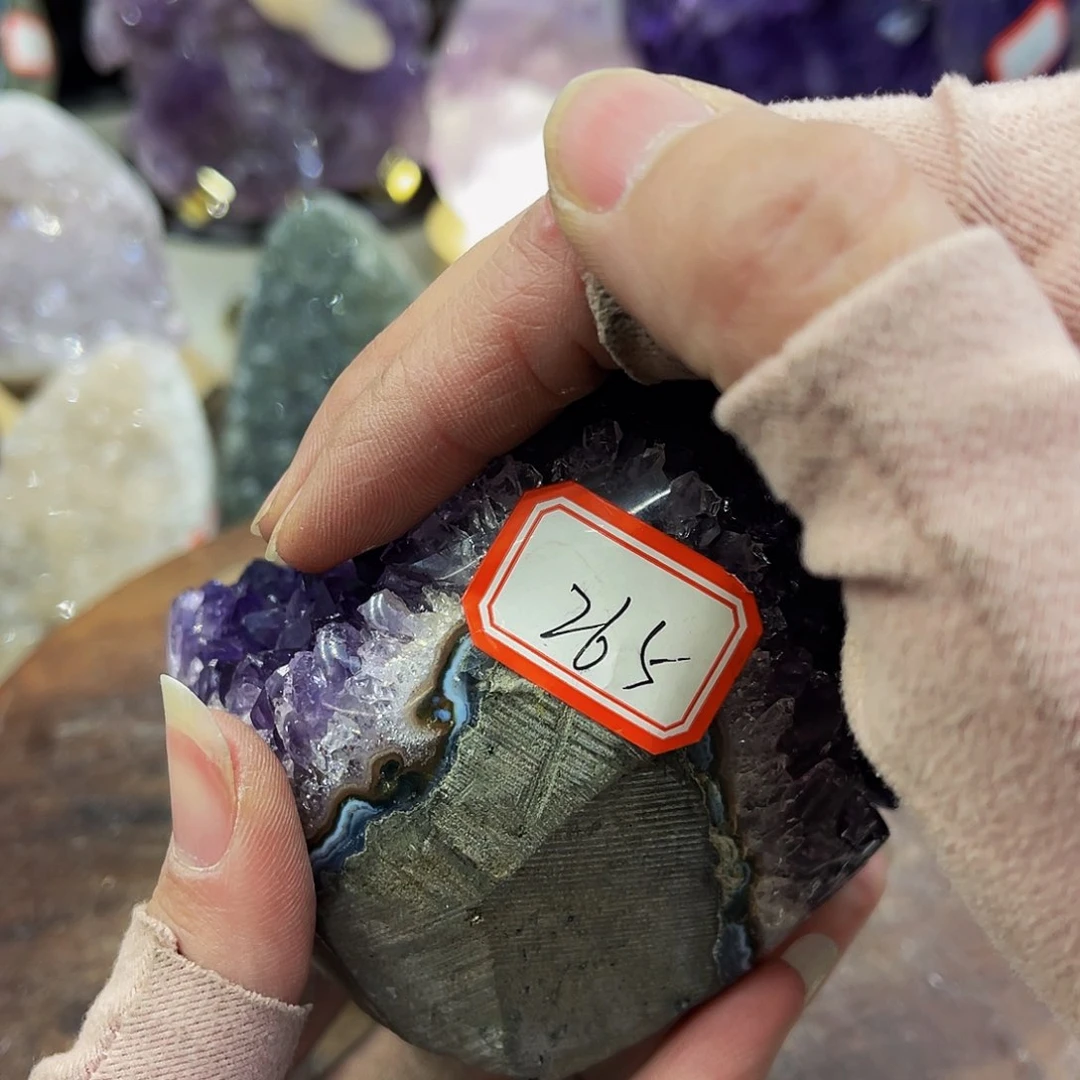 水晶随形摆件未镶嵌