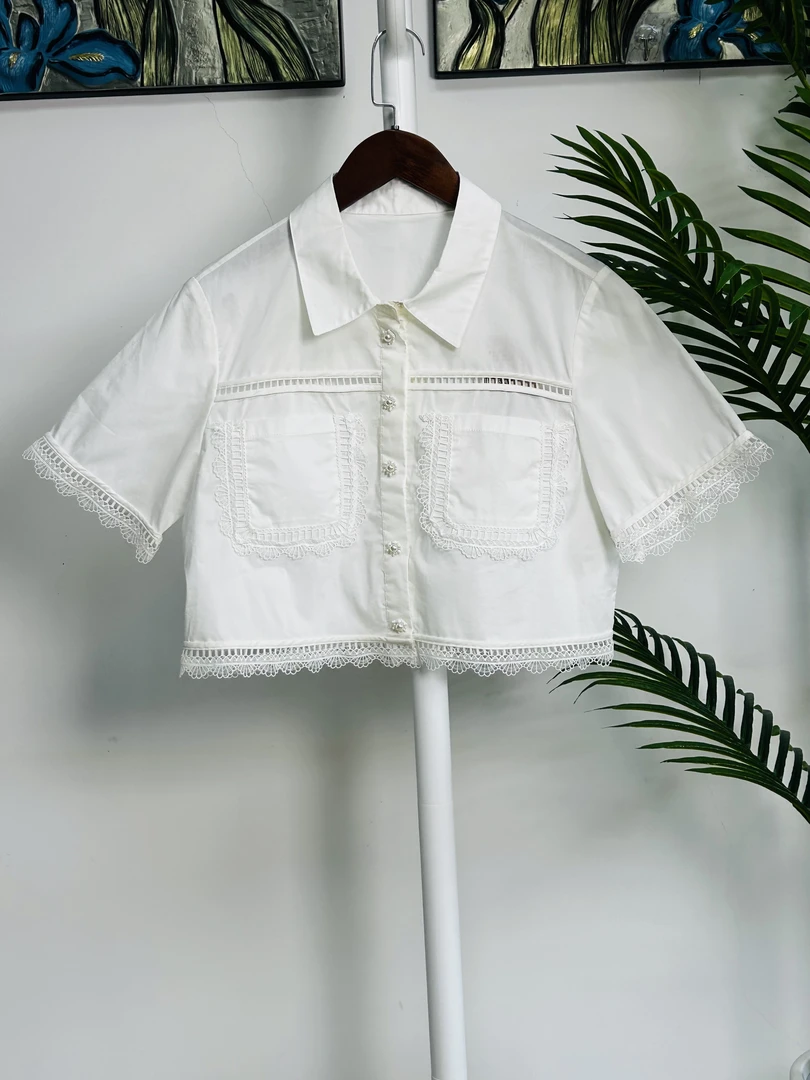 芭某璐超精致短款小上衣