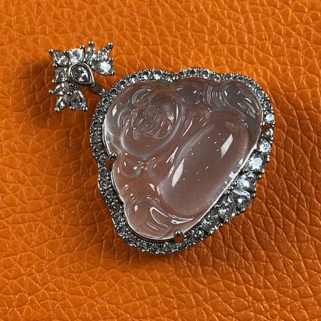 石英质玉合金颈饰