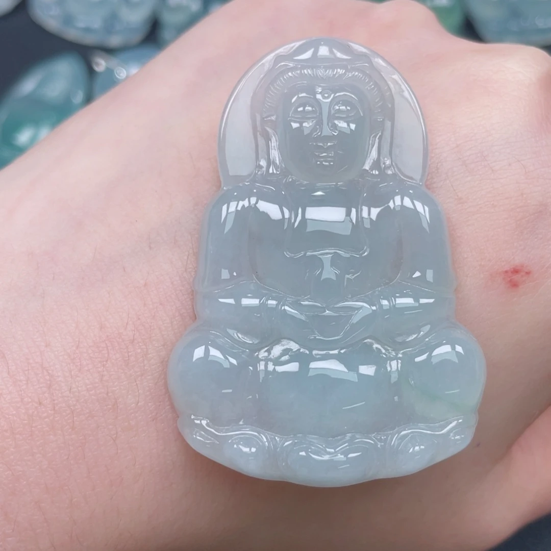 颈饰未镶嵌翡翠观音