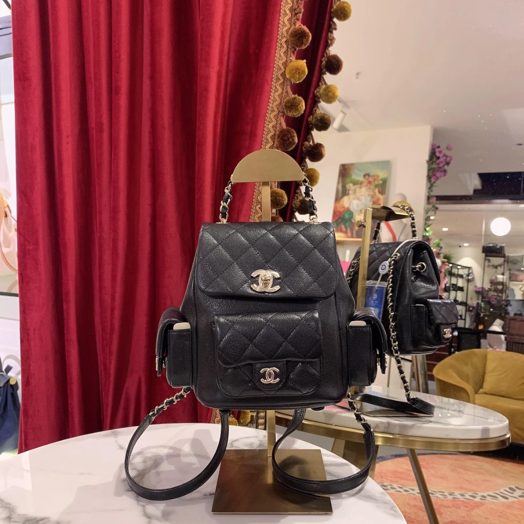 99新 Chanel/香奈儿 GGS23kduma小号黑金荔枝牛双肩芯片64470867