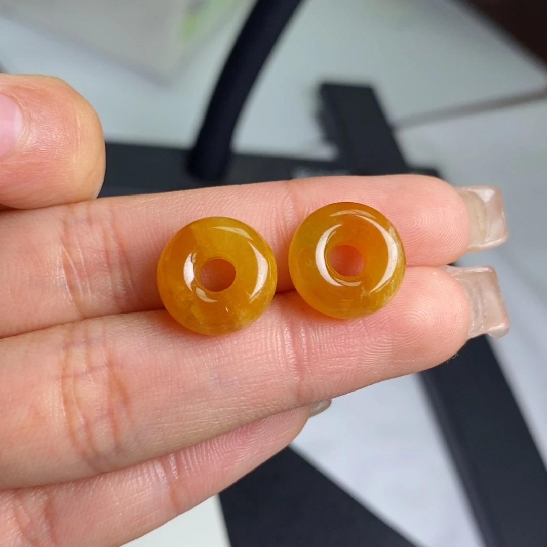 翡翠耳饰未镶嵌裸石面包圈