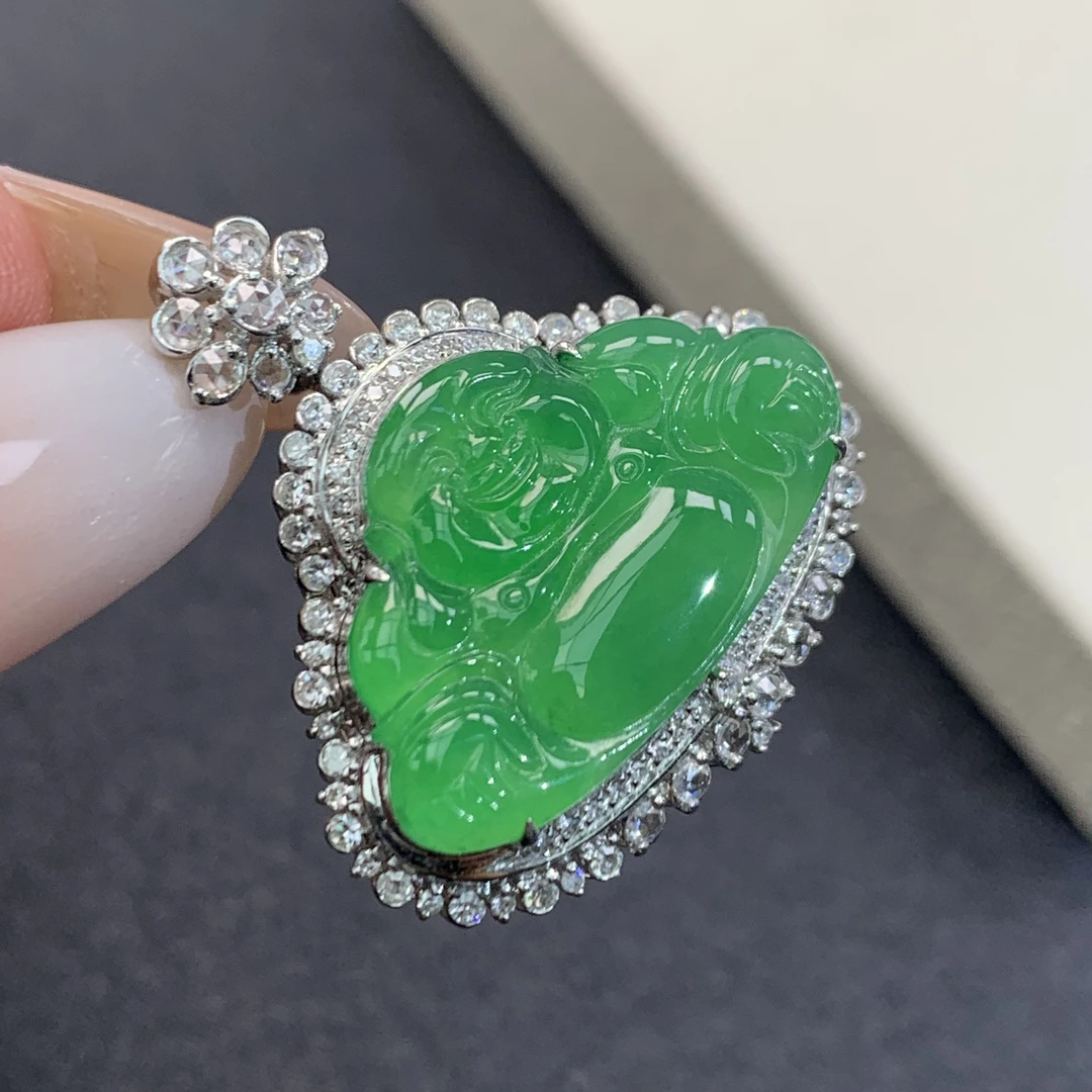 新品推荐·18K金高冰冰绿佛公缅A翡翠玉石吊坠气质冰透绿色