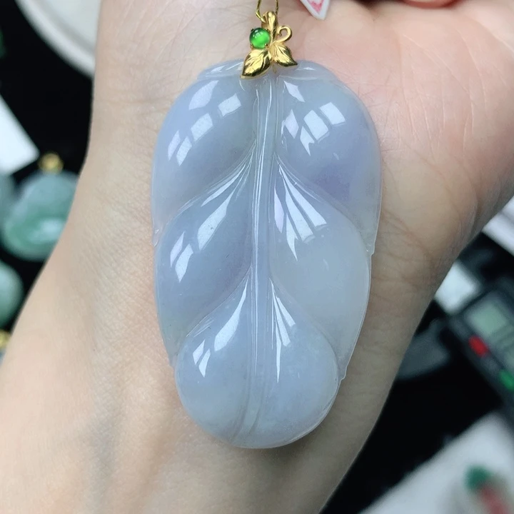 翡翠颈饰18K金镶嵌天然翡翠a货