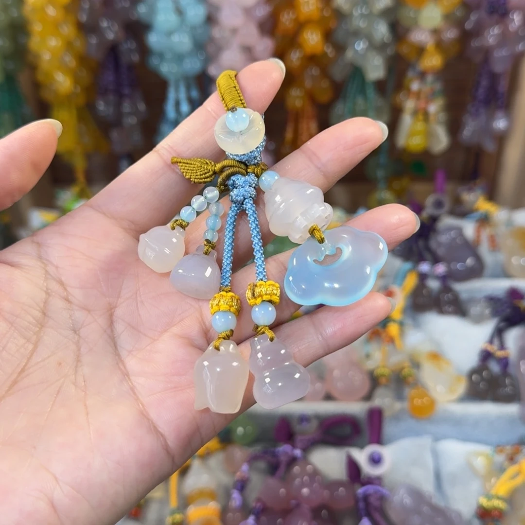 玛瑙/玉髓未镶嵌钥匙挂件