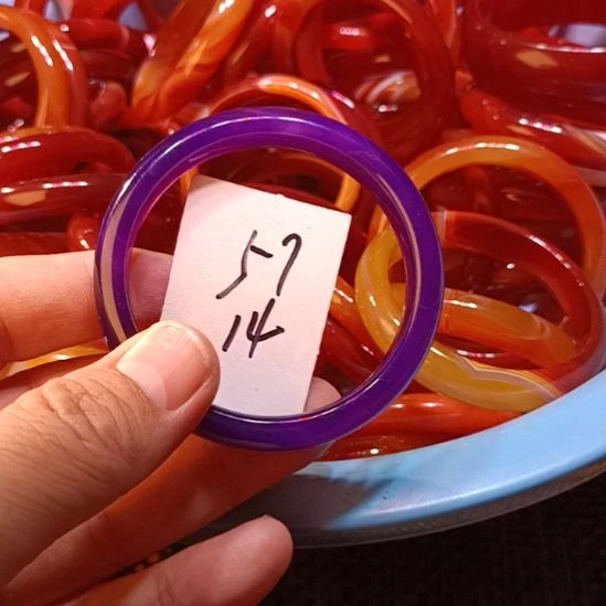 玛瑙/玉髓未镶嵌手镯