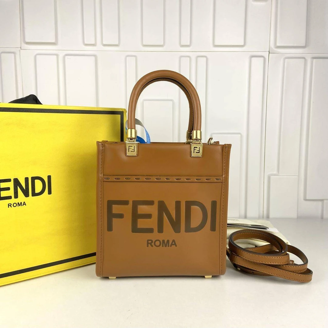 胖虎安安/芬迪/95新/公价0/箱包/单肩包/312505280056