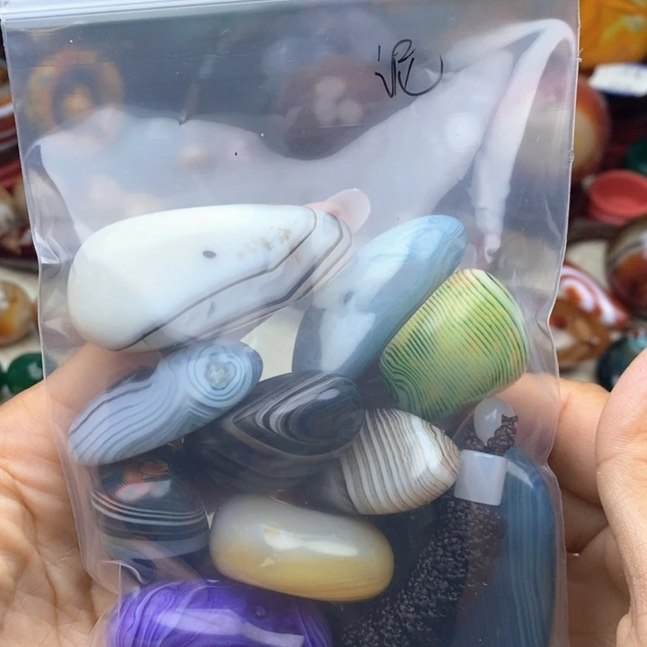 泥***鱼玛瑙/玉髓未镶嵌颈饰