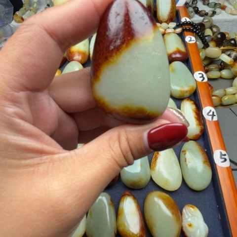 和田玉颈饰未镶嵌南*松