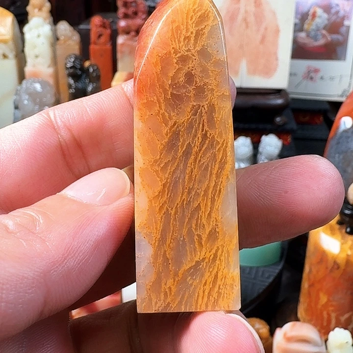 少***凡寿山石三彩鲎箕冻