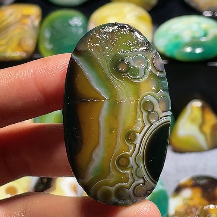 未镶嵌玛瑙/玉髓珠宝奇石