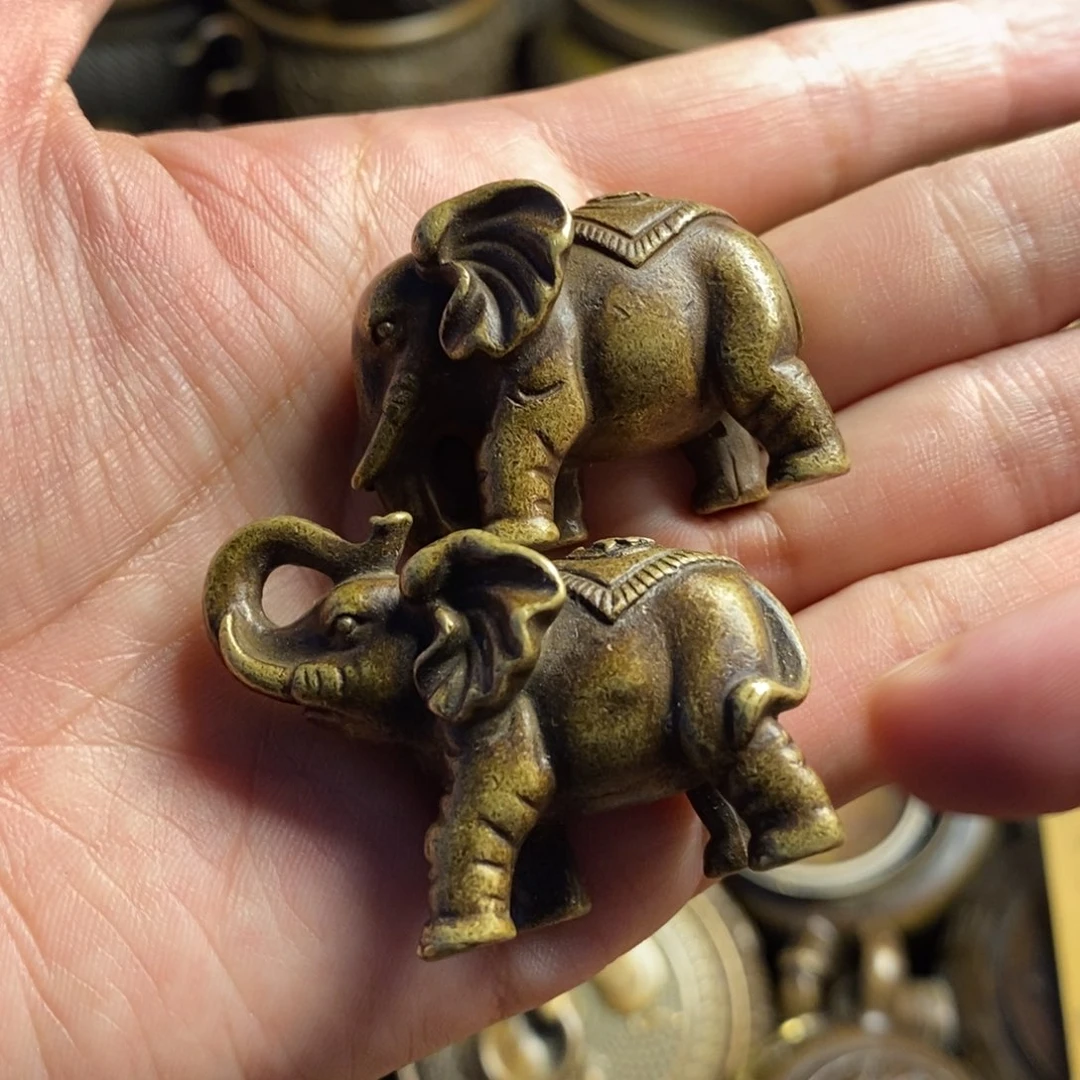 精美铜器做工精良