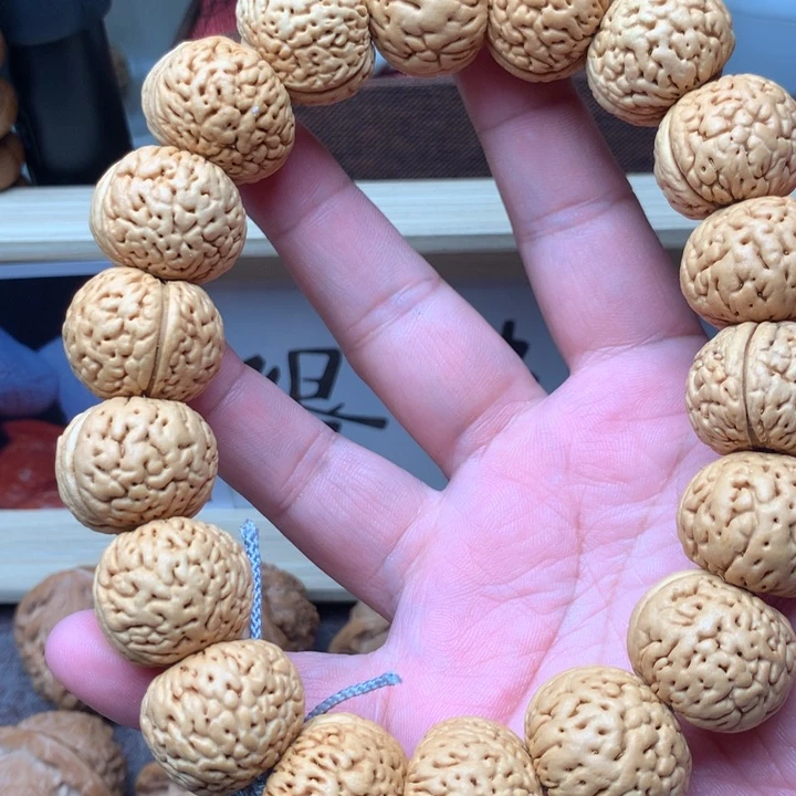 文玩核桃把件手持