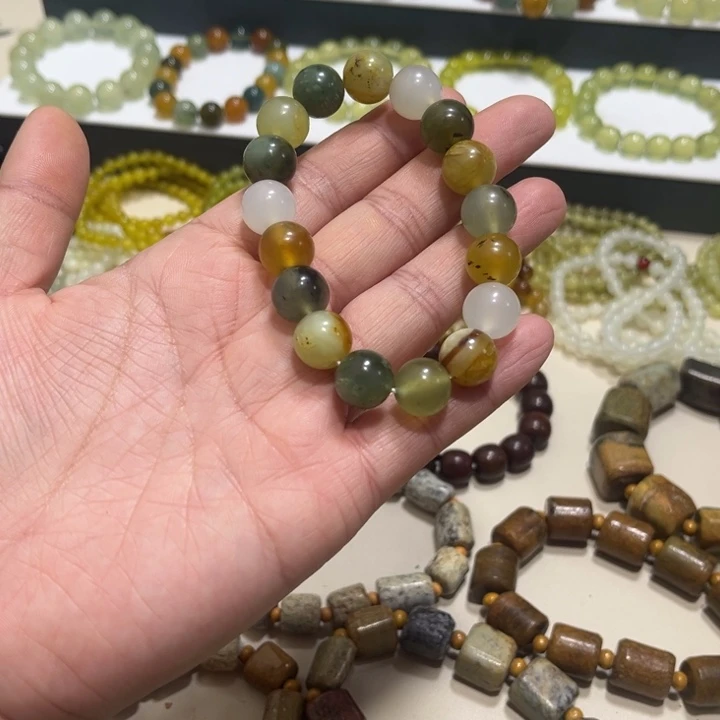 蛇纹石玉未镶嵌手链卡12