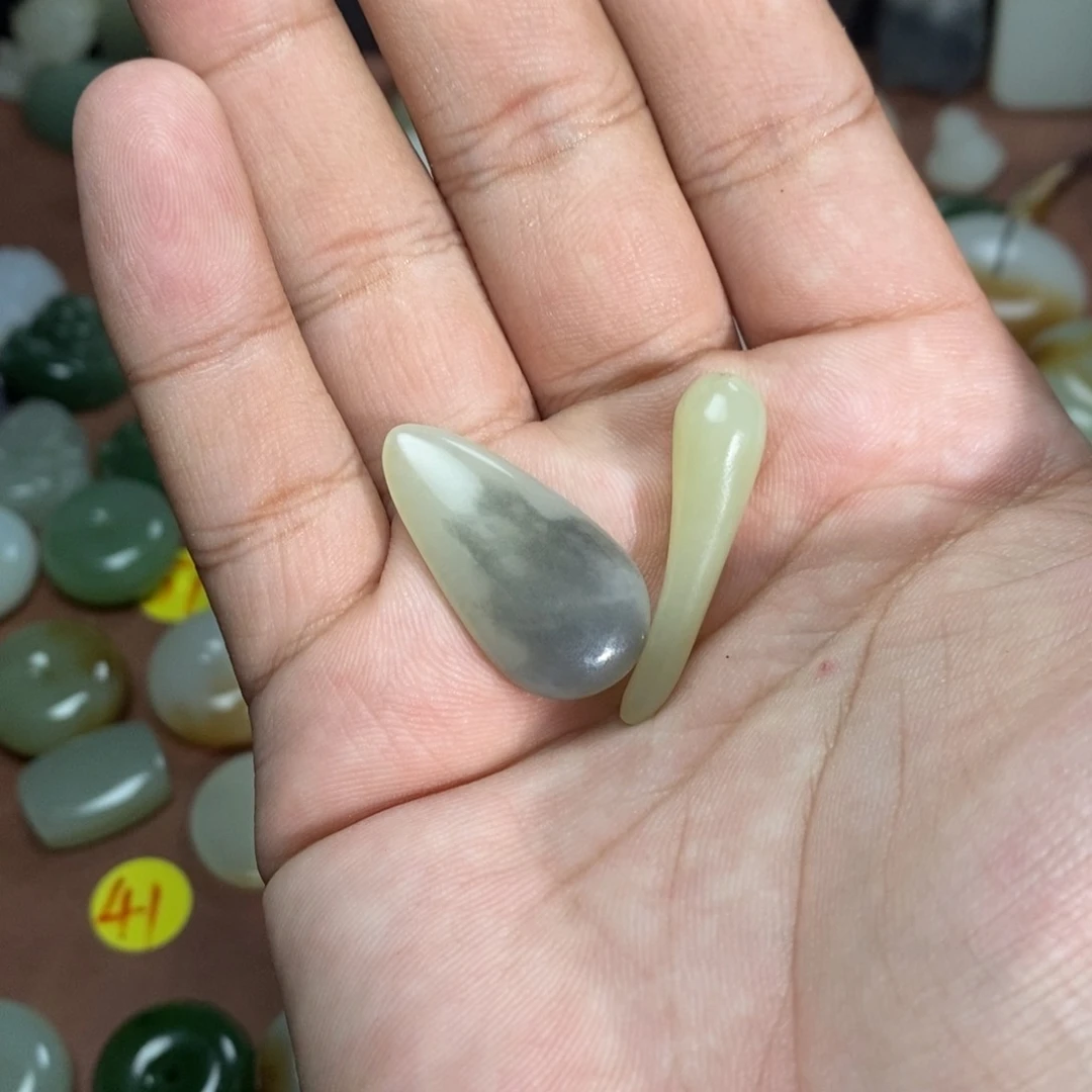 和田玉未镶嵌吊坠(不含链)