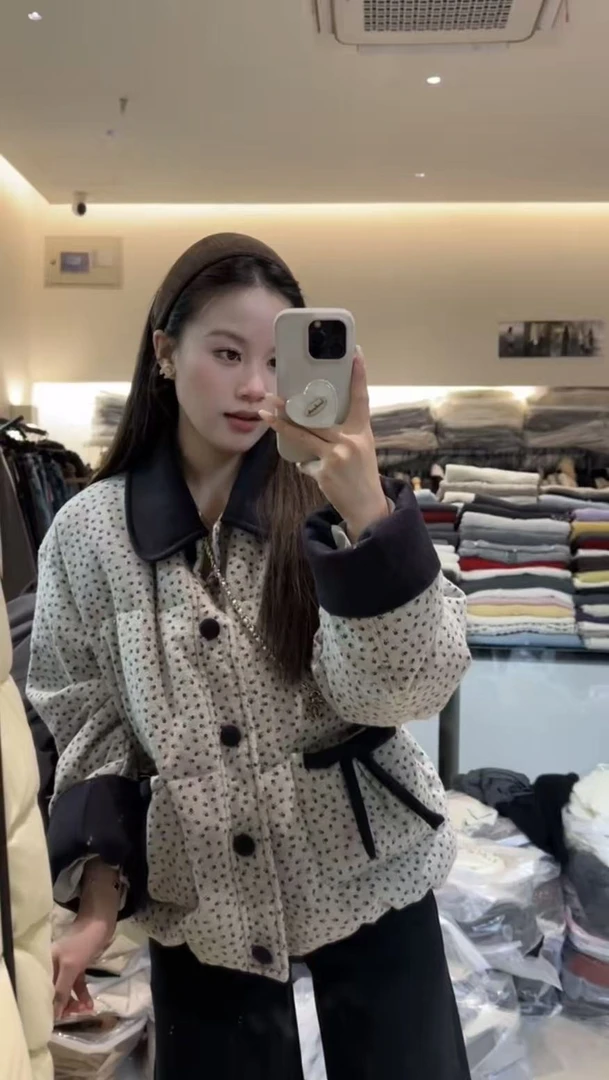 2026秋冬新款小香风短款碎花棉服外套小个子韩系高级感甜美