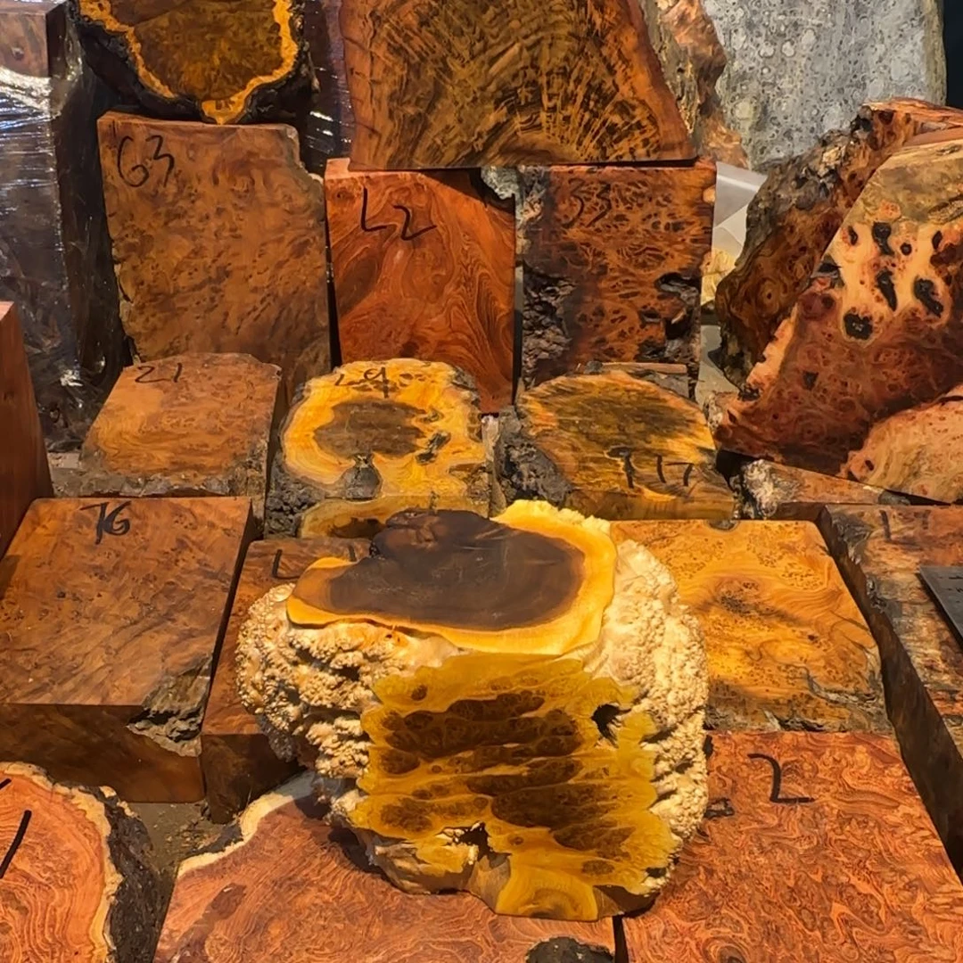 本***车无事牌非洲檀香小叶