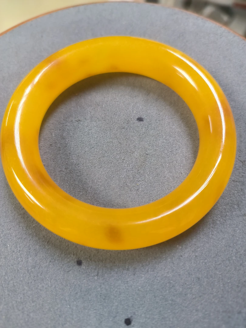 1421号黄色胖圆手镯