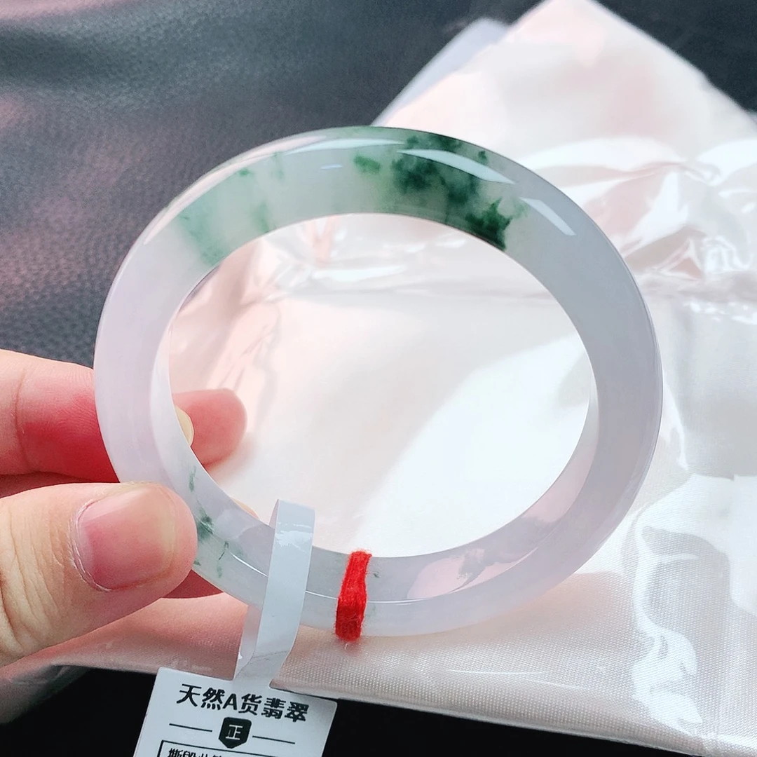 翡翠手镯未镶嵌53圈