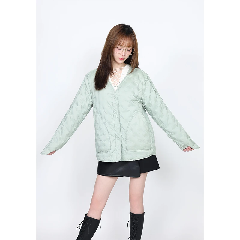 Auuuu/EOEZ 短款时尚女士秋冬鹅绒服EZY3202