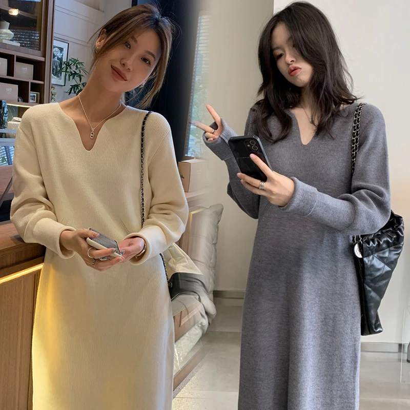 大码孕妇V领毛衣裙洋气弹力针织休闲打底裙春秋装显瘦连衣裙200斤