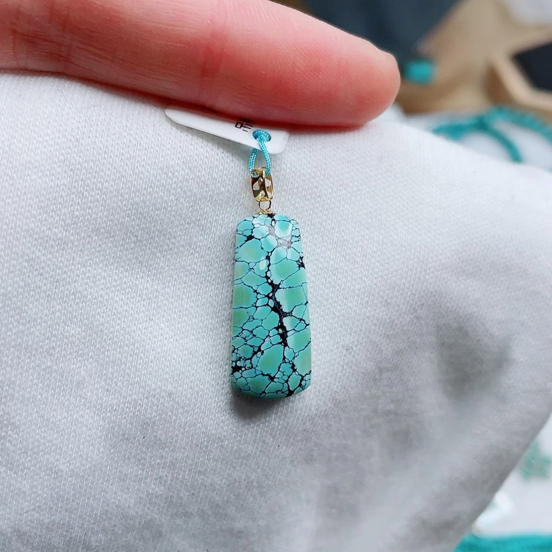 绿松石18K金镶嵌绿松石