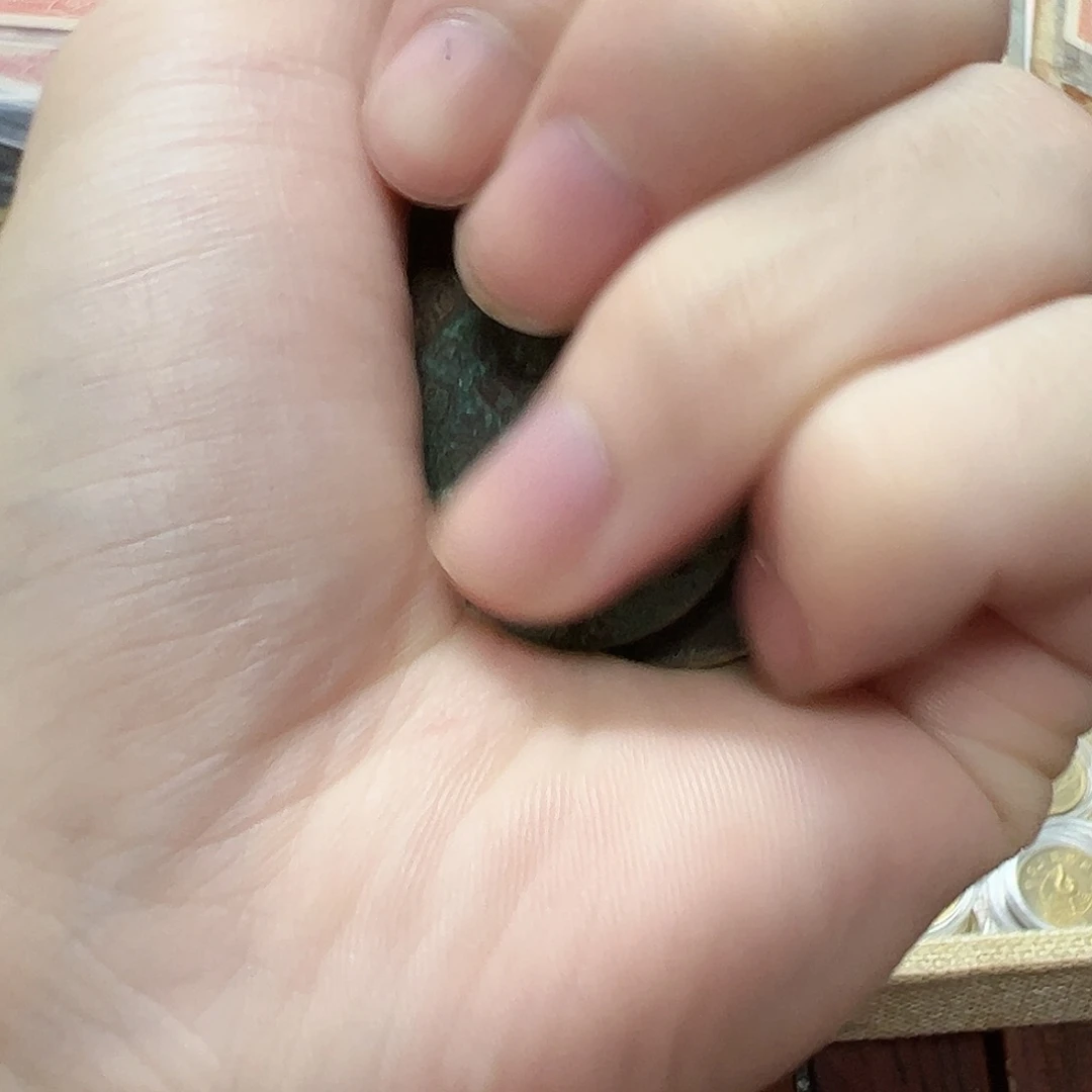 拍品。