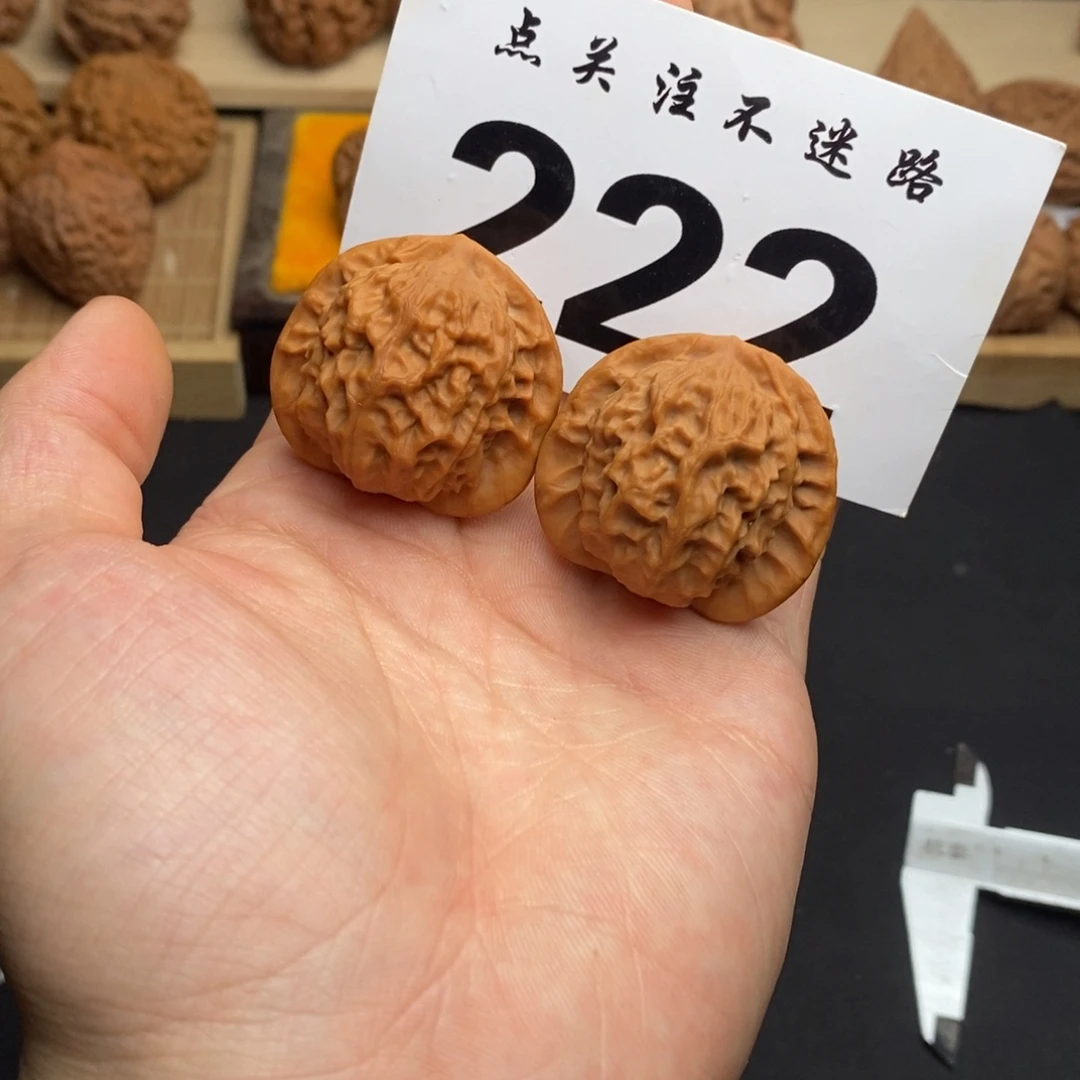 吊坠文玩核桃37瓷娃娃