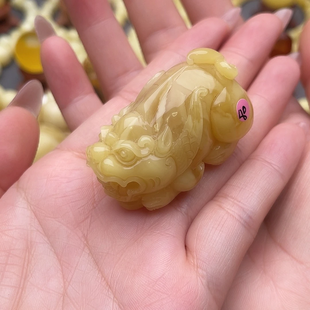 蜜蜡未镶嵌裸石蜜蜡貔貅梦微瑕二十二点四克