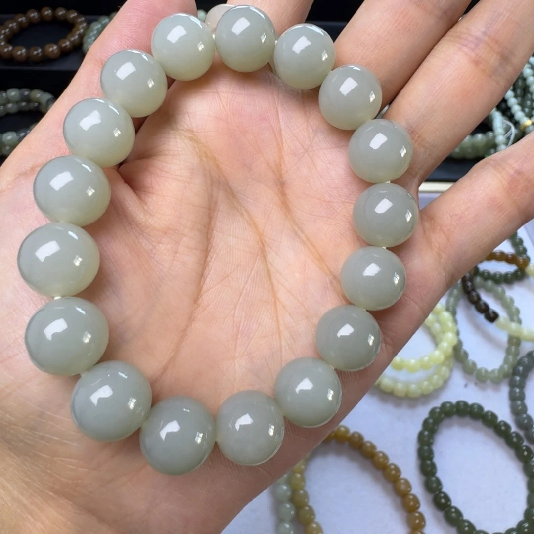 和田玉（青白玉）未镶嵌手链