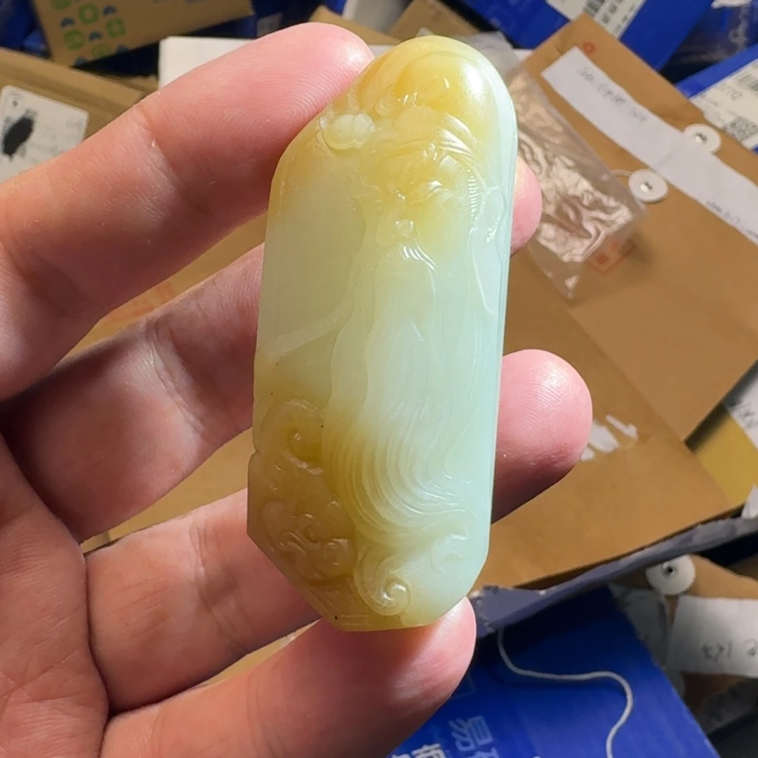 定制和田玉不退换