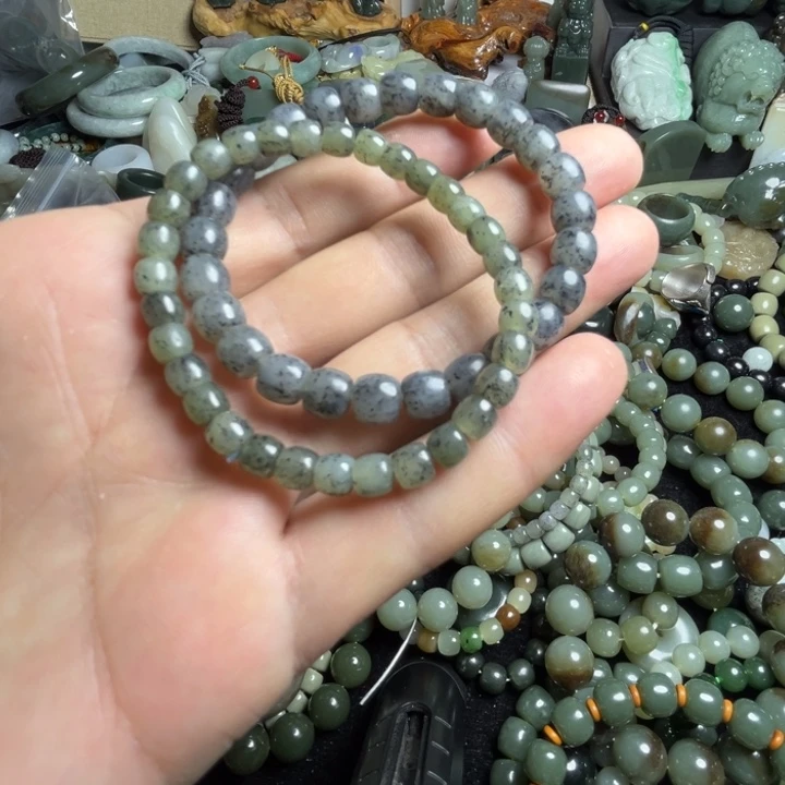 和田玉手串未镶嵌峰*卡8卡6