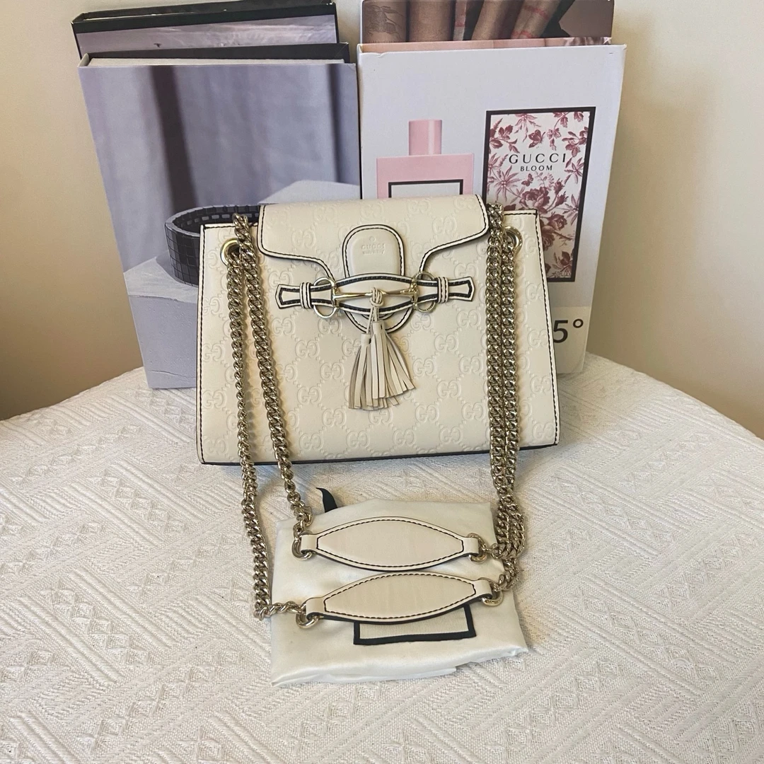 99新 GUCCI/古驰 白色双G压花流苏链条包 尺寸：26*17*8.5cm
