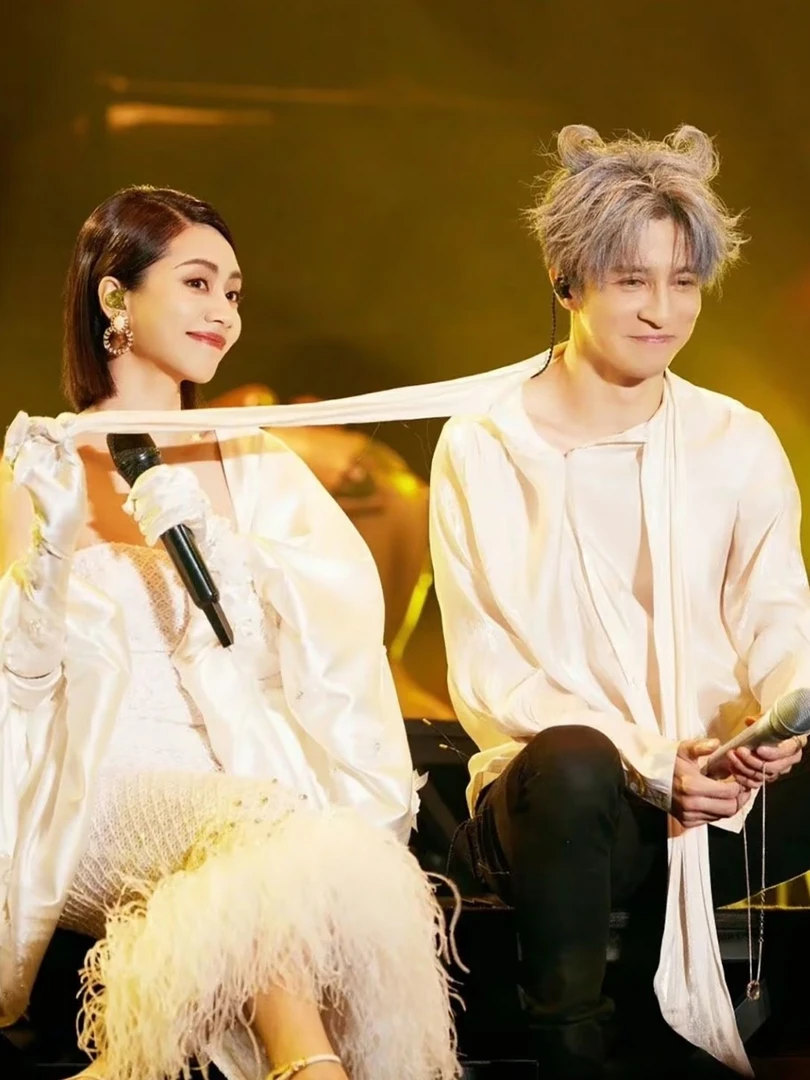 04-相册-你专属链接明信片（款式可选）