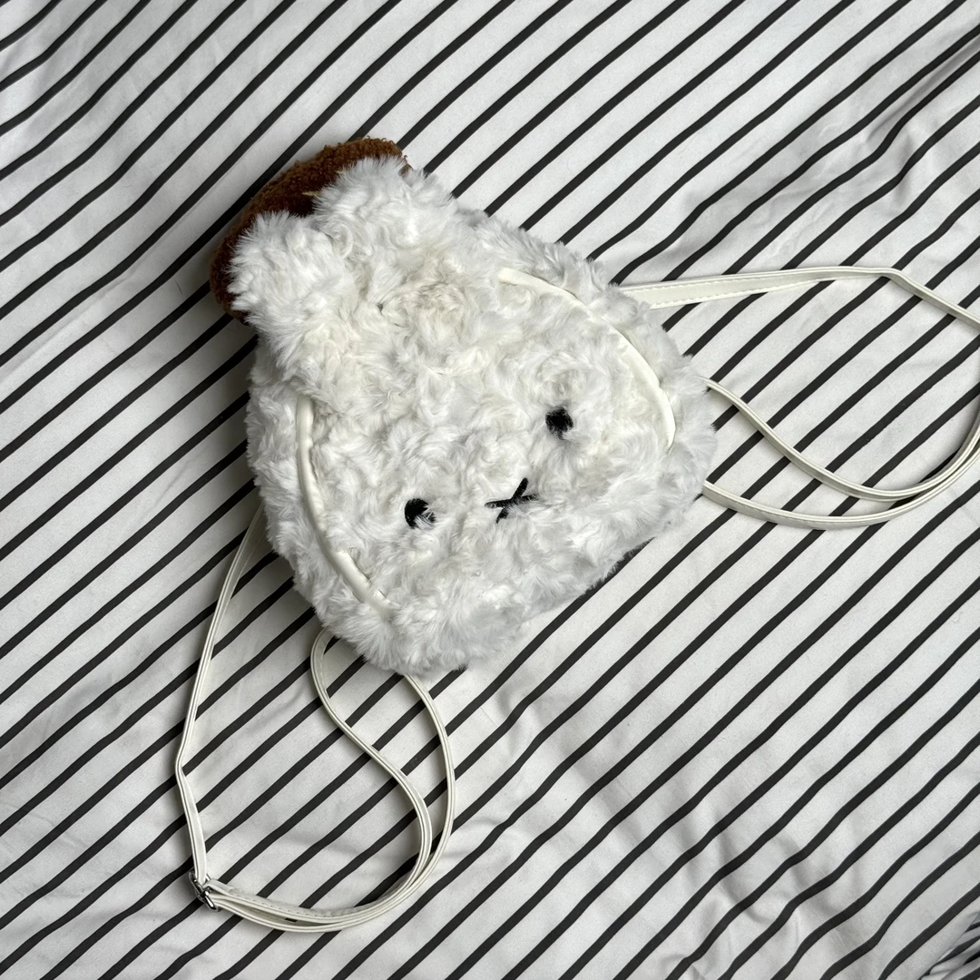 一张同学【长约19宽9高20cｍ】可爱单肩斜挎包C8461白