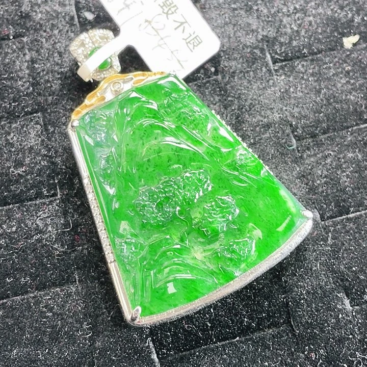 翡翠未镶嵌颈饰10