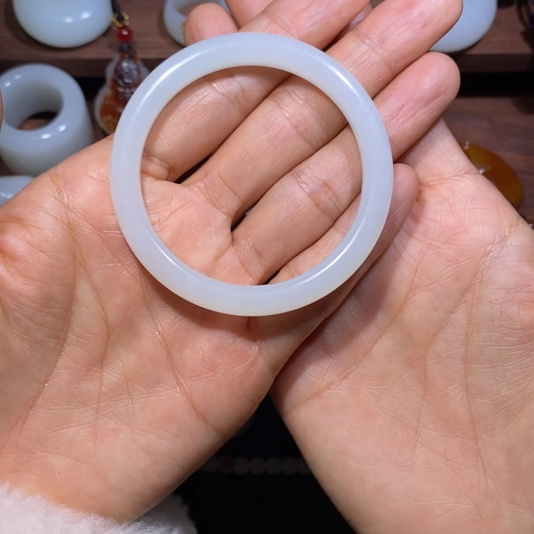 未镶嵌和田玉车挂