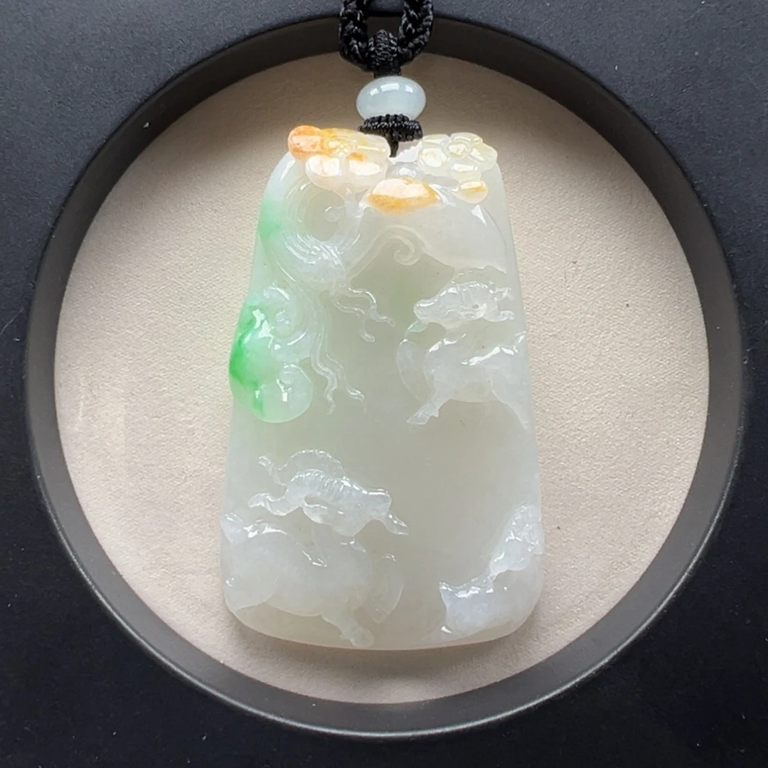 翡翠未镶嵌颈饰三羊开泰