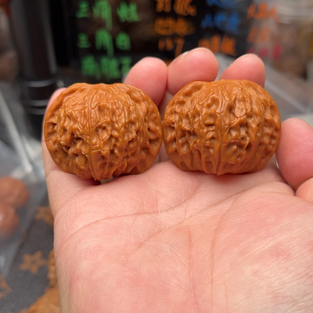 文玩核桃吊坠山地磨